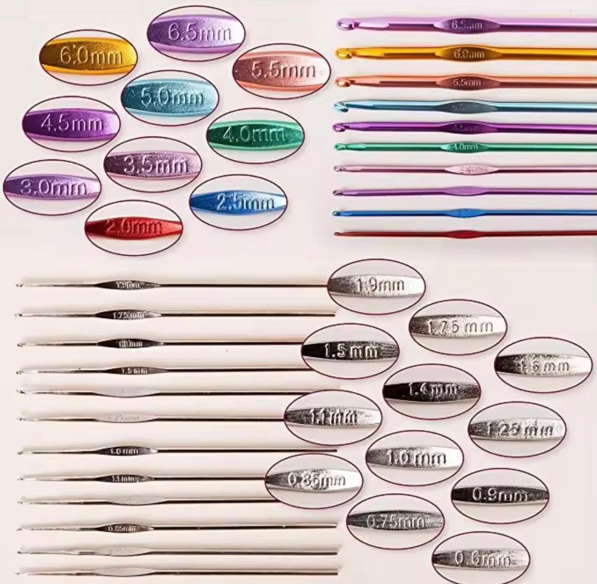 The size of the crochet hooks is 0.6mm,0.75mm,0.85mm,0.9mm,1mm,1.1mm,1.25mm,1.4mm,1.5mm,1.6mm.175mm,1.9mm2mm,2.5mm,3mm,3.5mm,4mm,4.5mm5mm,5.5mm,6mm,6.5mm